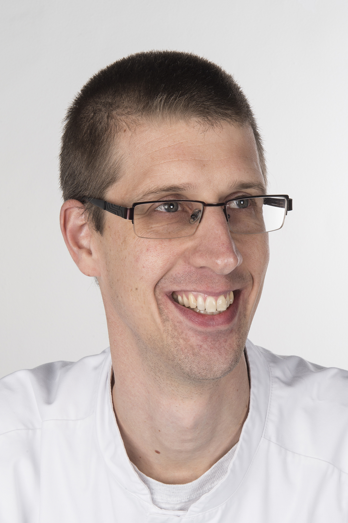 Portret van Theo van den Herik